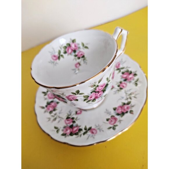 Aynsley Grotto Rose Fine bone china Tea cup & Saucer 1960's - Picture 4 of 11